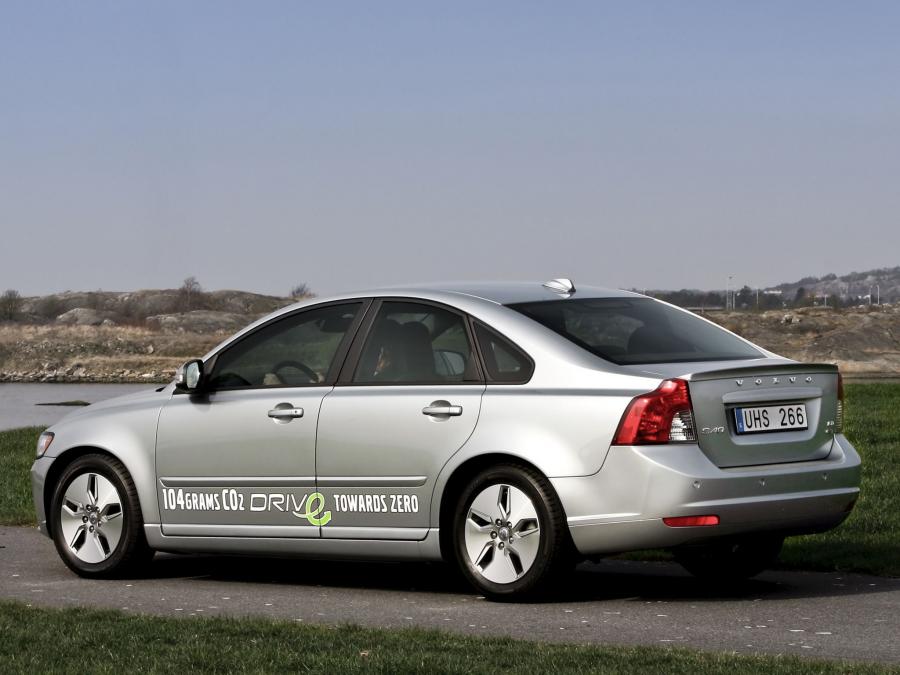  Volvo S40 DRIVe 2009 года  (фото 4 из 6)